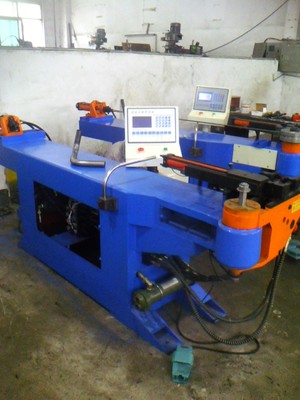 半自動彎管機(jī)與數(shù)控彎管機(jī) 制造商價格、圖片與選購指南